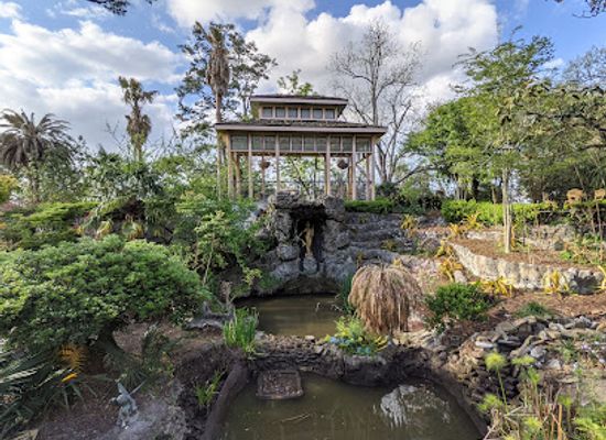 louisiana/river-parishes/attraction/houmas-house-estate-and-gardens