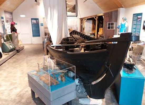 iceland/olafsvik/attraction/sjominjasafnio-hellissandi-the-maritime-museum-in-the-fisherman-s-garden