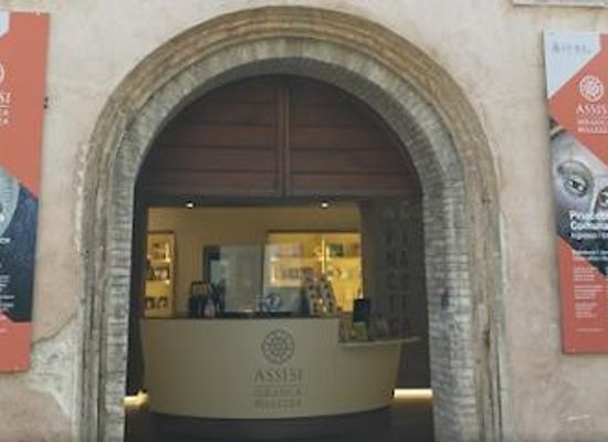 italy/perugia/attraction/pinacoteca-comunale-palazzo-vallemani