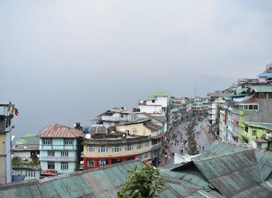 india/gangtok/attraction/mahatma-gandhi-marg