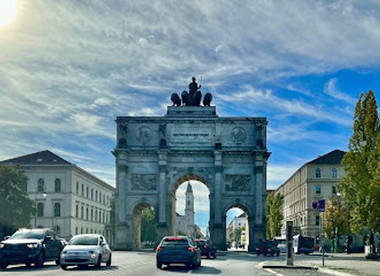 germany/munich-countryside/attraction/siegestor