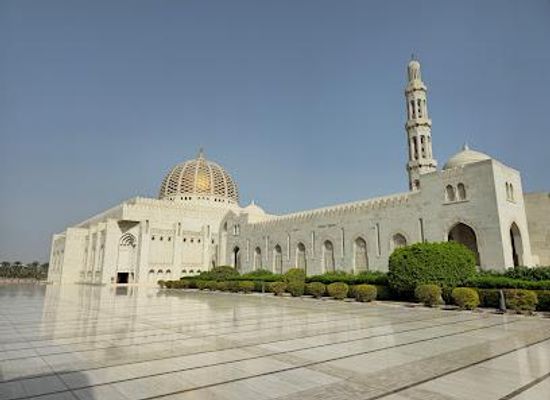 oman/muscat/attraction/sultan-qaboos-grand-mosque
