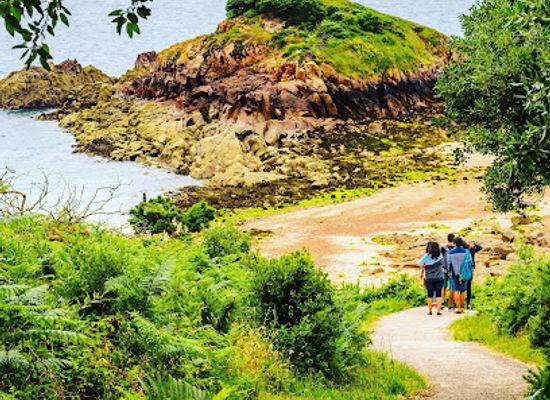 jersey/saint-saviour/attraction/portelet-beach