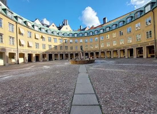 sweden/bjorkliden/attraction/square-of-branting