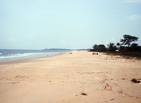 sierra-leone/freetown/attraction/lumley-beach-freetown-sierra-leone