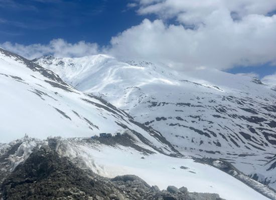 india/the-himalayas/attraction/roaring-himalaya