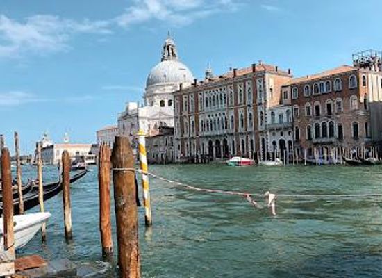 italy/venice/attraction/campo-san-maurizio