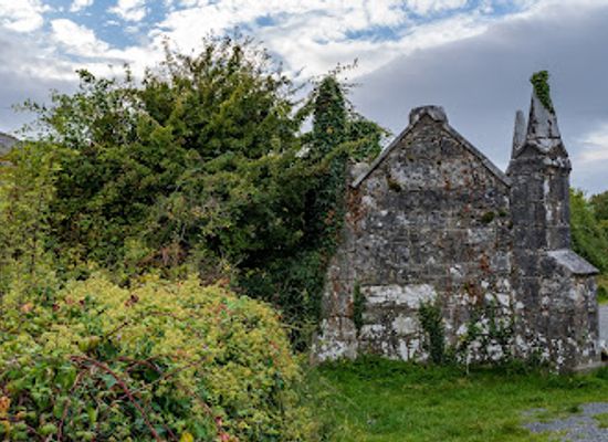 ireland/county-clare/attraction/the-pinnacle-well
