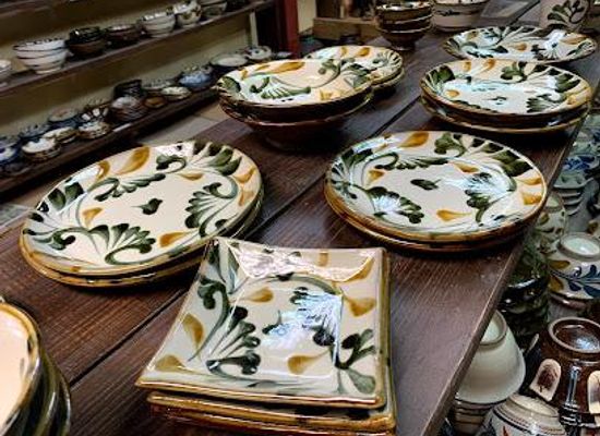 japan/okinawa/attraction/pottery-and-cafe-gunjou