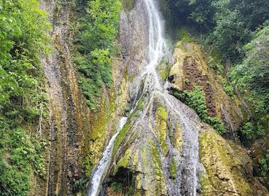 vanuatu/port-vila/attraction/evergreen-cascades-waterfall