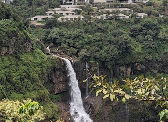 india/mahabaleshwar/attraction/lingamala-waterfall-min