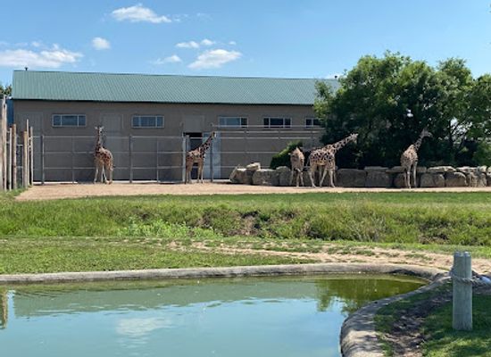 kansas/southwest-kansas/attraction/tanganyika-wildlife-park