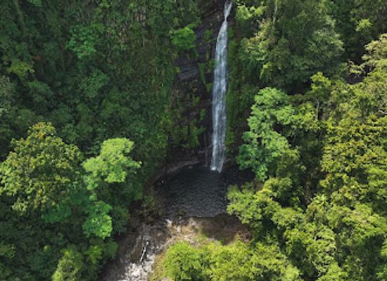 solomon-islands/nggela-islands/attraction/chaha-falls