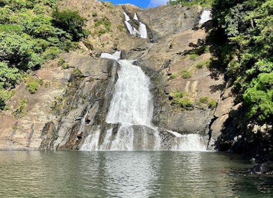 new-caledonia/bourail/attraction/cascade-de-ba