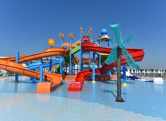 bulgaria/dobruja/attraction/aquapark-topola-skies