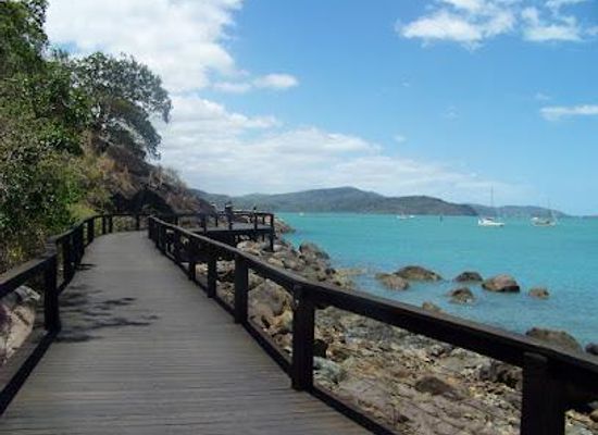 australia/the-whitsundays/attraction/bicentennial-walkway