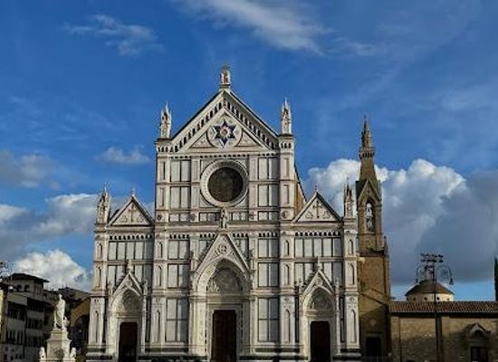 italy/san-gimignano/attraction/basilica-of-santa-croce-in-florence