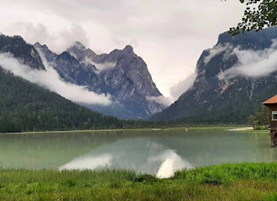 italy/alta-via-1/attraction/aussichtspunkt-am-see
