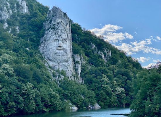 romania/mehedinti/attraction/pod-decebal