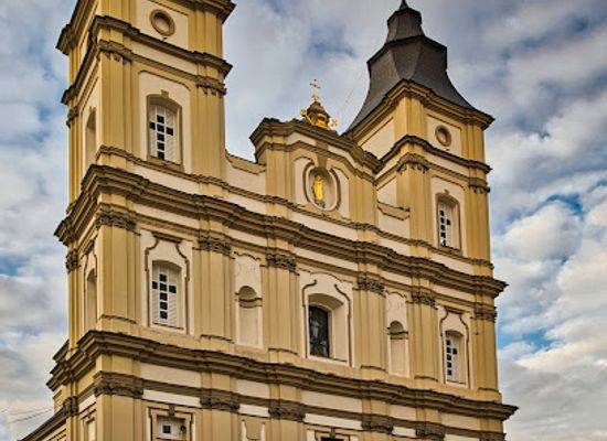 ukraine/ivano-frankivsk/attraction/the-holy-resurrection-cathedral