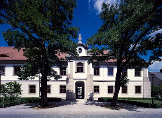 germany/upper-palatinate/attraction/internationales-keramik-museum-weiden