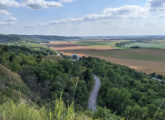 iowa/historic-hills-scenic-byway/attraction/murray-hill-scenic-overlook