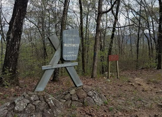 oklahoma/talimena-scenic-byway/attraction/pashubbe-trailhead