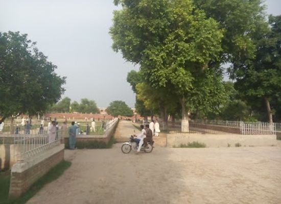 pakistan/peshawar/attraction/wazir-bagh