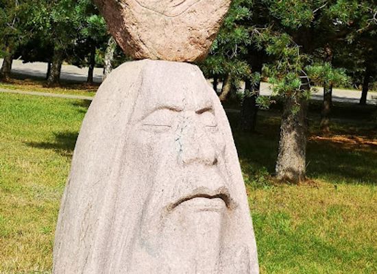 lithuania/vilnius-region/attraction/balsiu-mitologinis-parkas