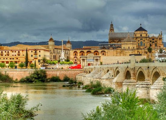 spain/cordoba/san-basilio/attraction/monumento-natural-sotos-de-la-albolafia