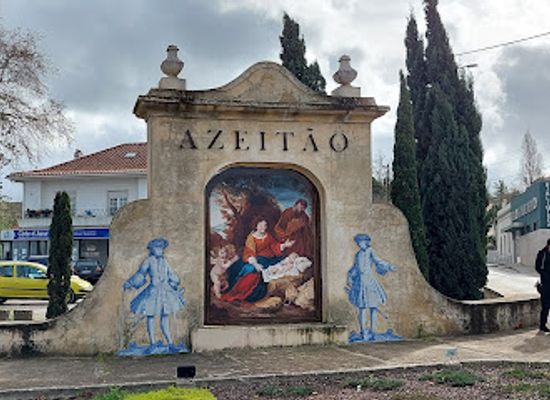 portugal/arrabida-natural-park/attraction/porta-de-azeitao