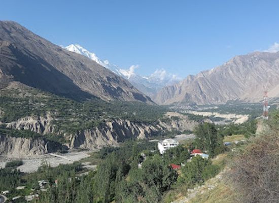 pakistan/northern-areas/attraction/karimabad-bazar