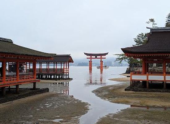 japan/hiroshima/attraction/itsukushima-jinja