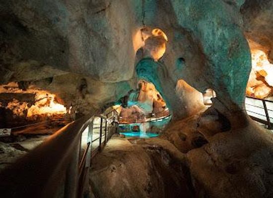 spain/malaga/attraction/cueva-del-tesoro
