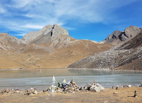 nepal/upper-mustang/attraction/khicho-ice-lake