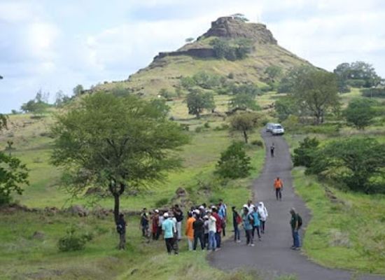india/pune/wakad/attraction/mont-vert-mini-garden