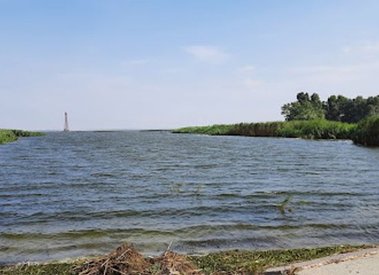 ukraine/kherson-region/attraction/mayak-adzhigolskiy