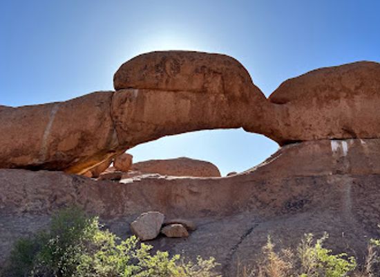 namibia/spitzkoppe/attraction/rock-arch-spitzkoppe