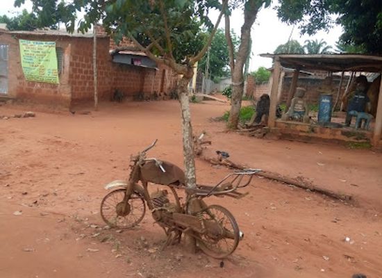 benin/ganvie-village/attraction/carrefour-lakata
