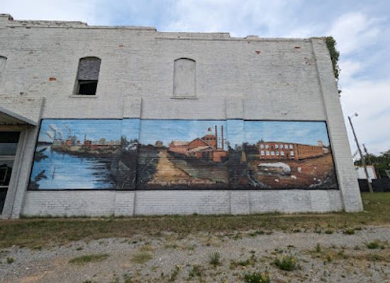 north-carolina/roanoke-region/attraction/roanoke-rapids-mural-by-napoleon-hill