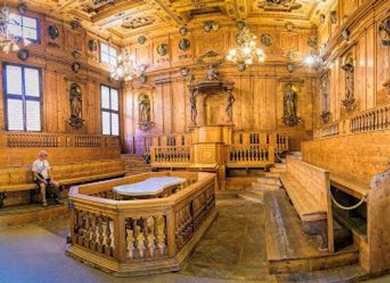 italy/bologna/attraction/archiginnasio-palace-and-anatomical-theater