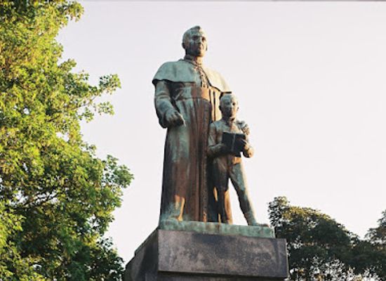 slovakia/presov/attraction/alexander-duchnovic-statue