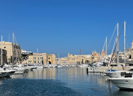 malta/marsamxett-harbour/attraction/matthew-pandolfino-kinetic-sculpture