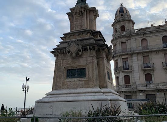 spain/tarragona/attraction/monument-a-roger-de-lluria