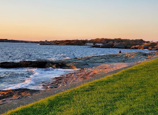 rhode-island/block-island/attraction/brenton-point-state-park