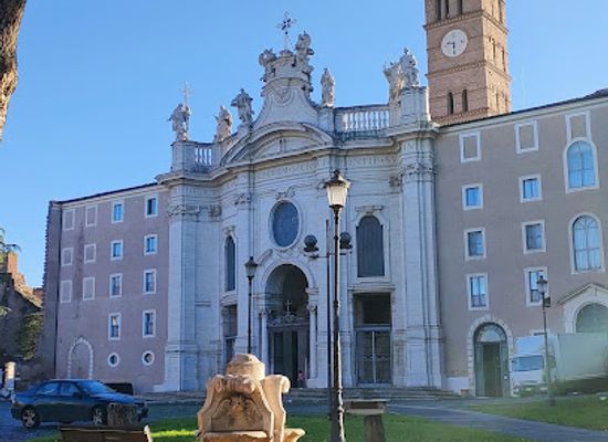 italy/via-francigena/attraction/basilica-di-santa-croce-in-gerusalemme