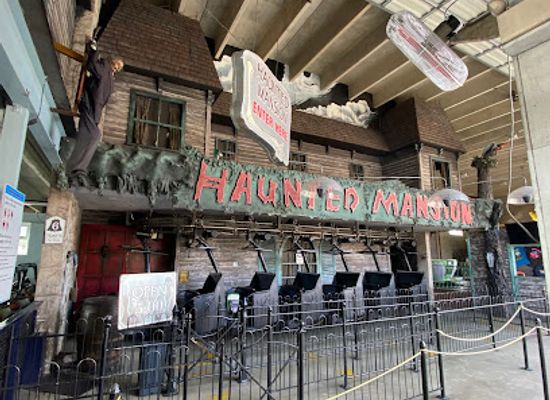 delaware/rehoboth-beach/attraction/funland-haunted-mansion