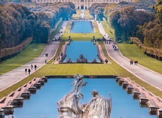italy/herculaneum/attraction/royal-palace-of-caserta