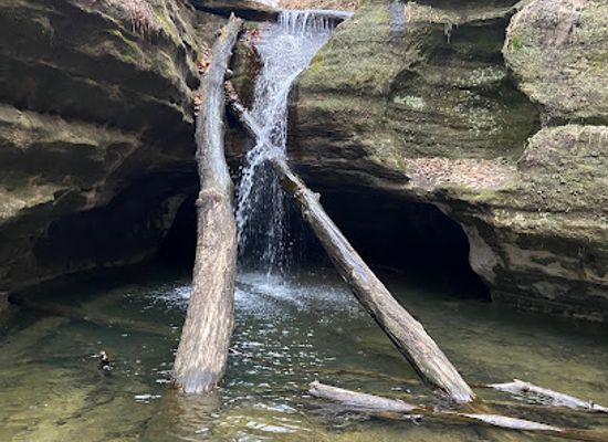 illinois/illinois-river-valley/attraction/kaskaskia-canyon-illinois