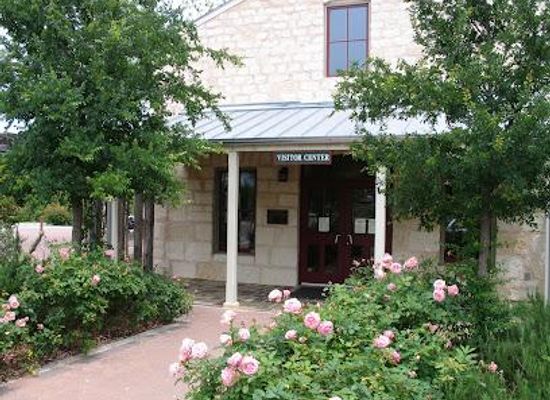texas/hill-country/attraction/fredericksburg-convention-and-visitor-bureau